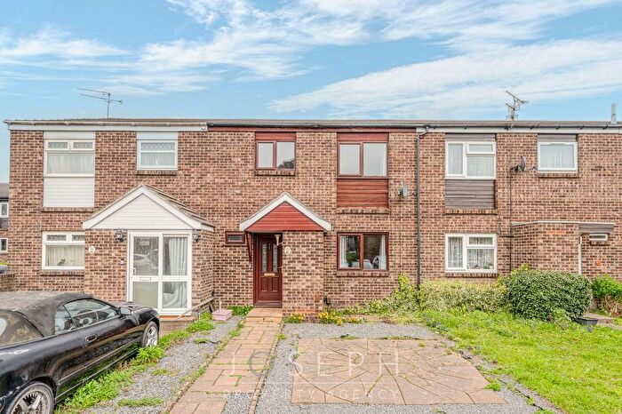 3 Bedroom Terraced House For Sale In Sallows Close, Ipswich, IP1