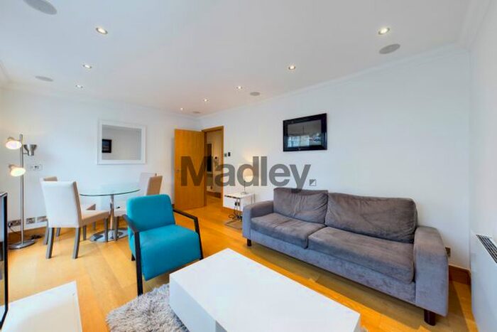 2 Bedroom Flat To Rent In Durweston Street, London, W1H