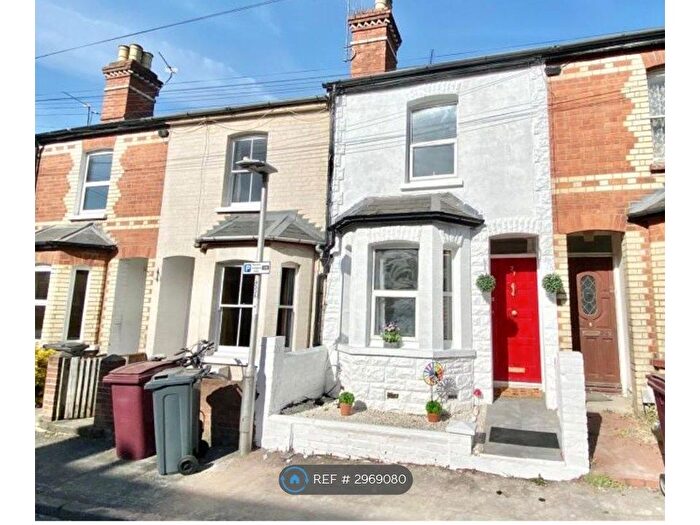 2 Bedroom Terraced House To Rent In Henry St, Reading, RG1