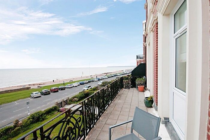 3 Bedroom Flat To Rent In Knole Road, Bexhill-On-Sea, TN40