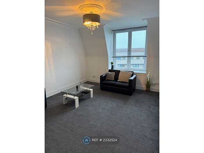 1 Bedroom Flat To Rent In Top Floor, Aberdeen, AB25