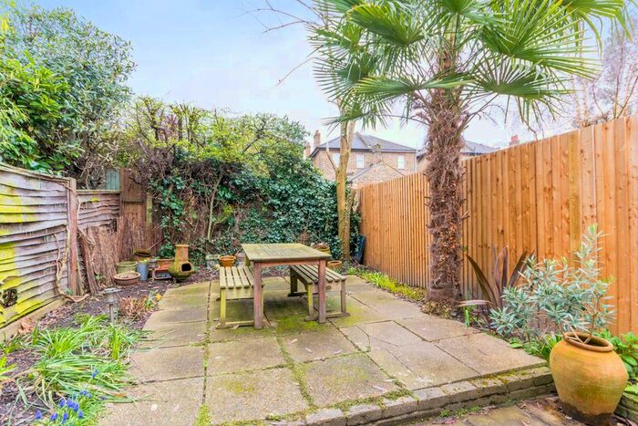 2 Bedroom Property To Rent In Park Place, Ealing, London, W5