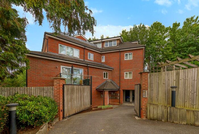 2 Bedroom Apartment To Rent In Mays Hill Road, Luca Court, BR2