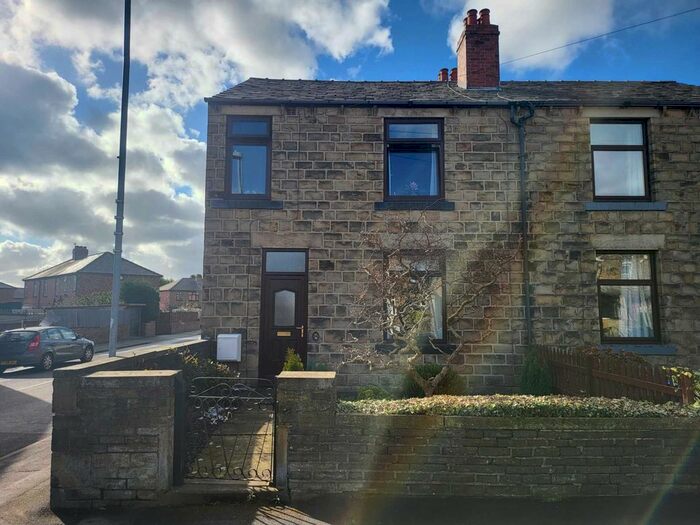 3 Bedroom Semi-Detached House To Rent In Bywell Road, Dewsbury, WF12