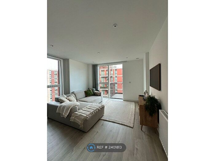 1 Bedroom Flat To Rent In Sleaford Street, London, SW8