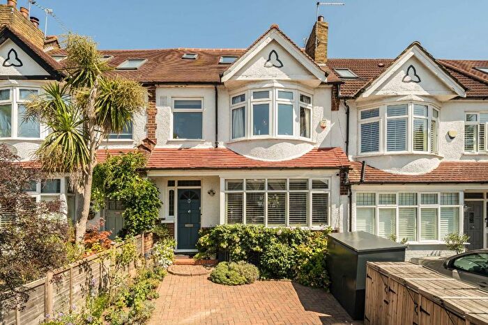 5 Bedroom Property For Sale In Briar Road, London, SW16