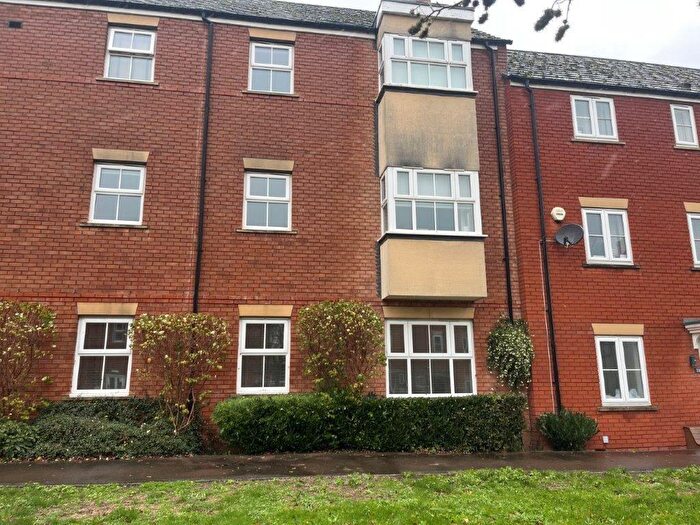 2 Bedroom Flat For Sale In Hazel Avenue, Walton Cardiff, Tewkesbury, GL20