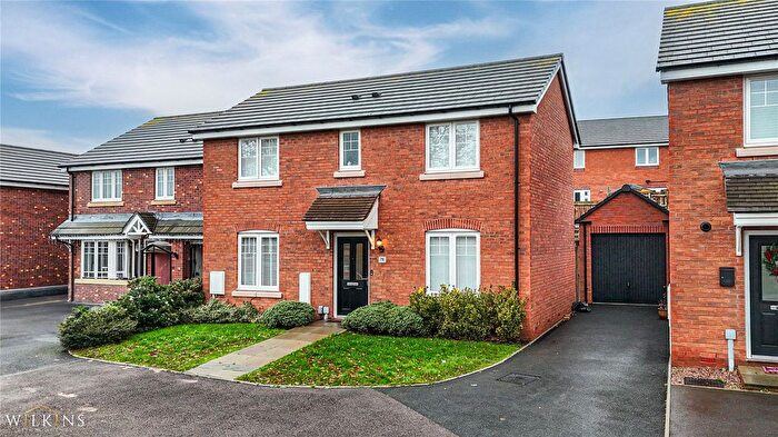 3 Bedroom Detached House For Sale In Cabinhill Road, Nuneaton, Warwickshire, CV10