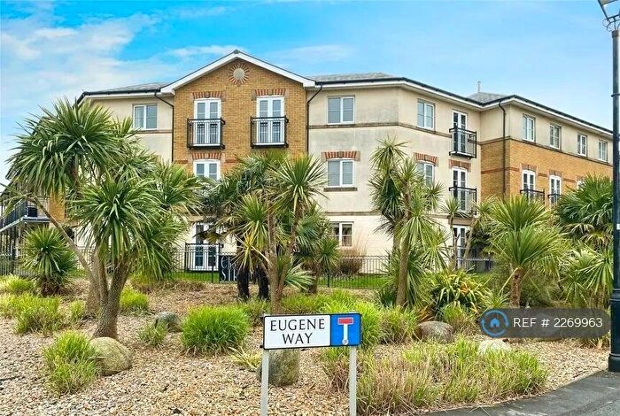 2 Bedroom Flat To Rent In Eugene Way, Eastbourne, BN23