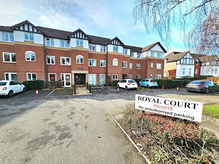2 Bedroom Retirement Property For Sale In Birmingham Road, Sutton Coldfield, B72