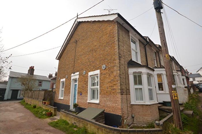3 Bedroom End Of Terrace House For Sale In Hamilton Road, Wivenhoe, CO7