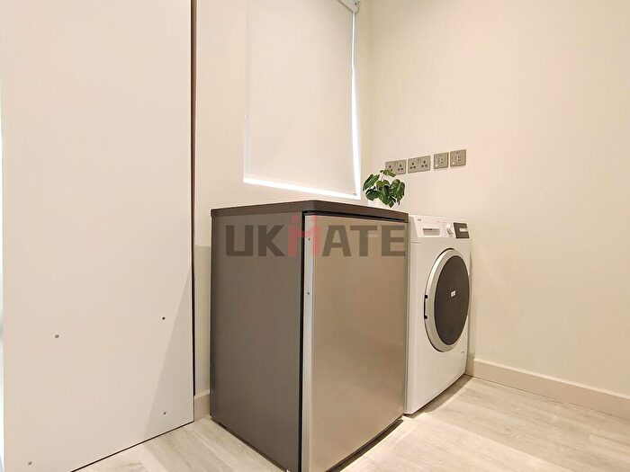 1 Bedroom Flat To Rent In Villiers Road, KT1