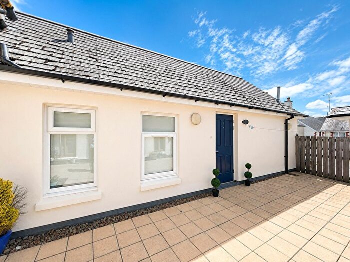 1 Bedroom Flat For Sale In Whitlock Court, Holsworthy, EX22