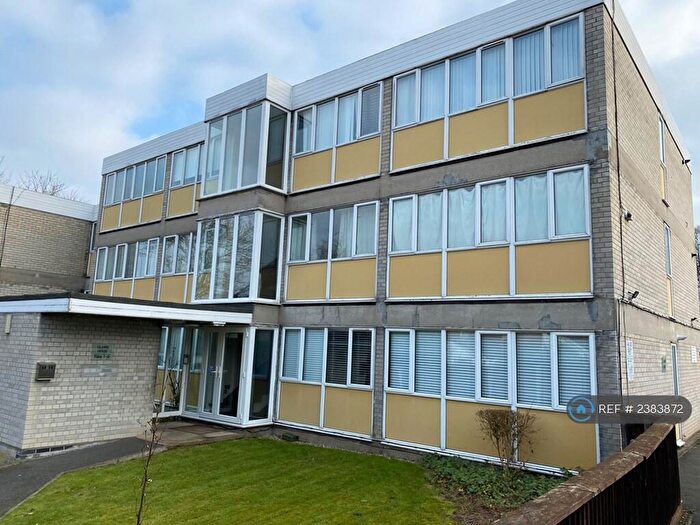 2 Bedroom Flat To Rent In Glamis House, Warley, Brentwood, CM14