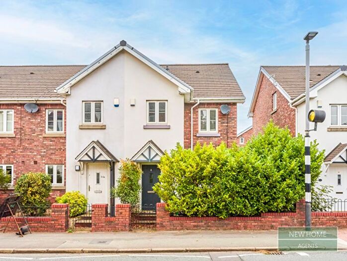 3 Bedroom End Of Terrace House For Sale In Booths Hill Road, Lymm, Warrington, WA13