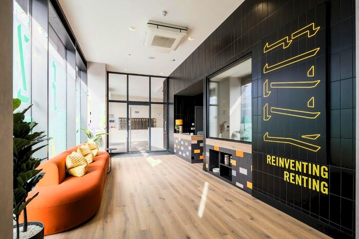 2 Bedroom Apartment To Rent In Station Road, London, SE13