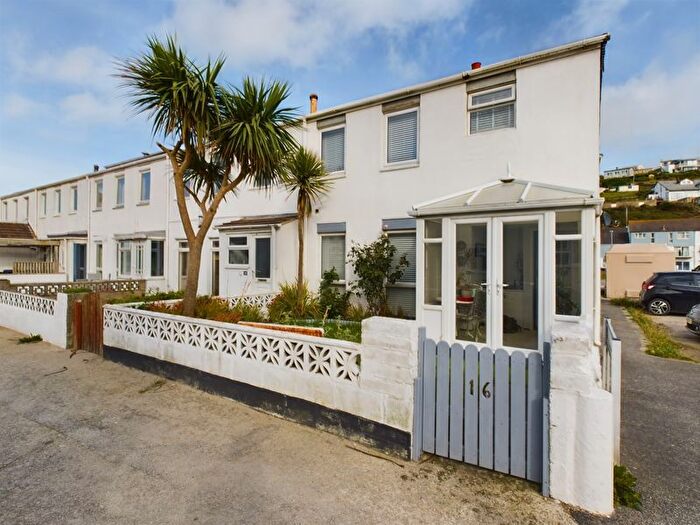 3 Bedroom Property For Sale In Chynance, Portreath - Close To Beach, TR16