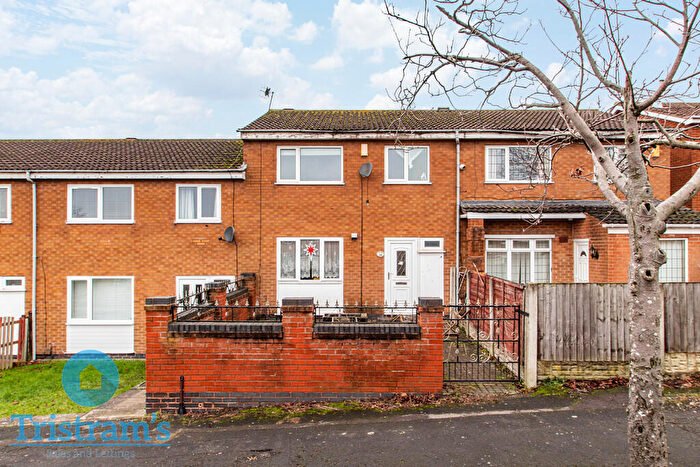 3 Bedroom Terraced House For Sale In Madryn Walk, Nottingham, NG5