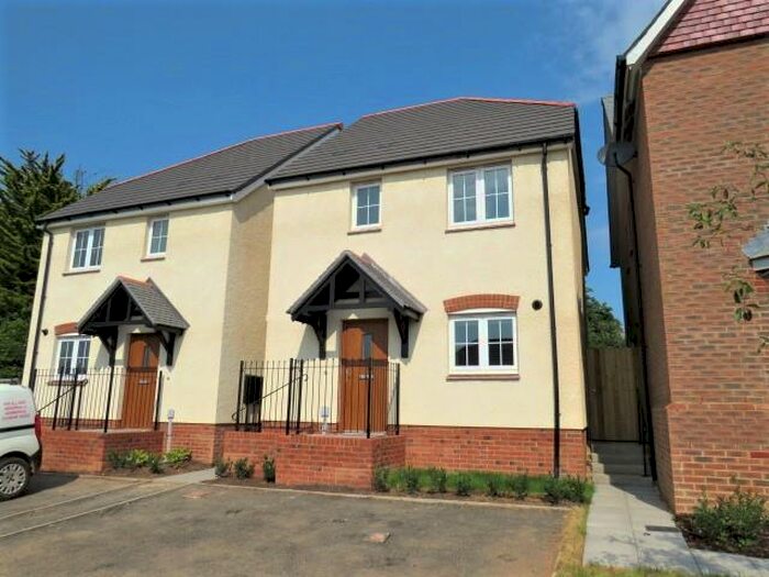 3 Bedroom Detached House To Rent In Guernsey Avenue, Pinhoe, Exeter, EX4