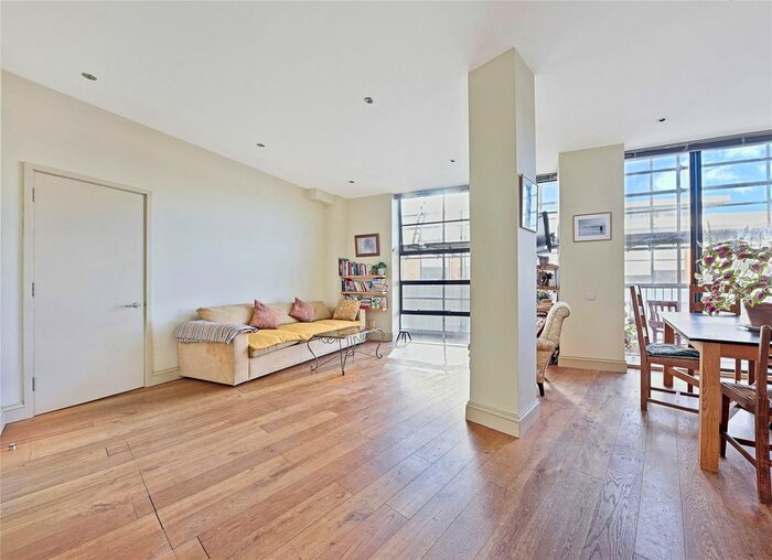 1 Bedroom Flat To Rent In Spectrum House, St. John's Square, EC1V