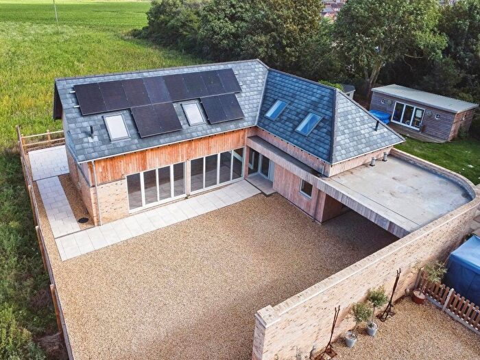 4 Bedroom Chalet For Sale In Lynn Road, East Winch, King's Lynn, PE32