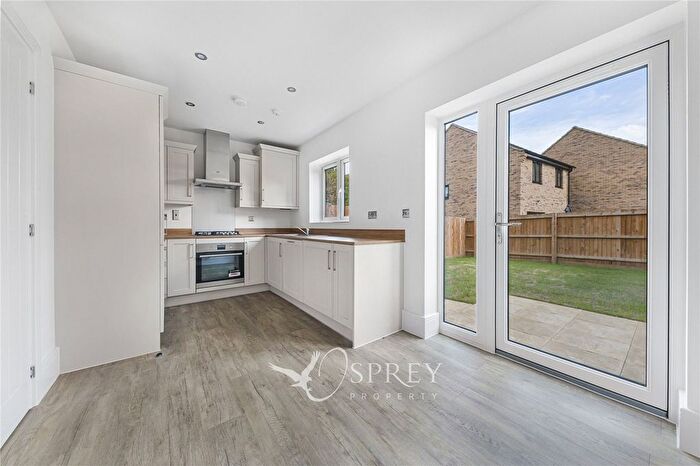 3 Bedroom Semi-Detached House To Rent In Cotton Close, Oundle, Peterborough, PE8