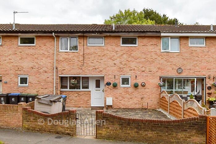 3 Bedroom Terraced House For Sale In Winters Way, Waltham Abbey, Essex, EN9