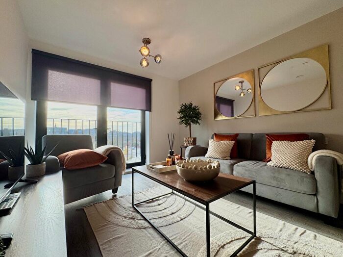 2 Bedroom Apartment To Rent In Bastion Point, Oriel Street, Liverpool, L3