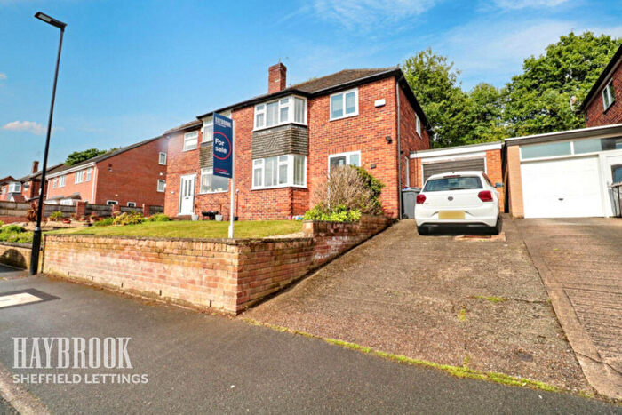 3 Bedroom Semi Detached House To Rent In Cowley Drive, Sheffield, S35