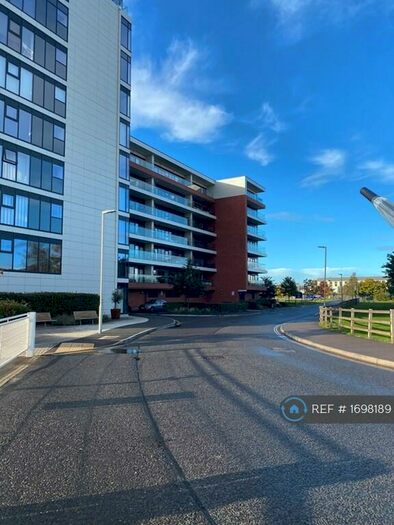 2 Bedroom Flat To Rent In Kingman Way, Newbury, RG14