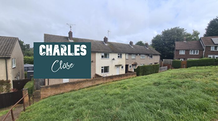 3 Bedroom Terraced House To Rent In Charles Close, Gedling, Nottingham, Nottinghamshire, NG4