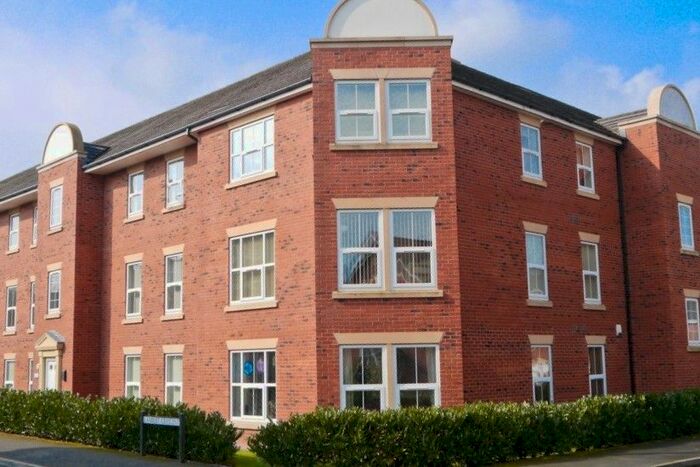 2 Bedroom Flat To Rent In Lambert Crescent, Nantwich, CW5
