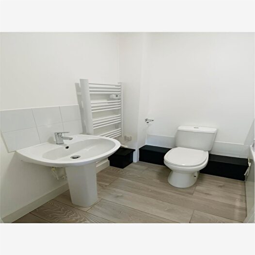 2 Bedroom Apartment To Rent In Lovell Court, Irthlingborough, Northants, NN9