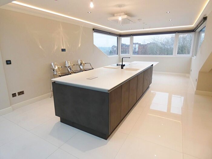 2 Bedroom Penthouse To Rent In Maritime Way, Ashton-on-ribble, Preston, PR2