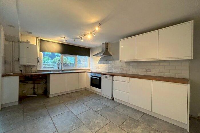 3 Bedroom Terraced House To Rent In Cattawade Link, Basildon, SS14