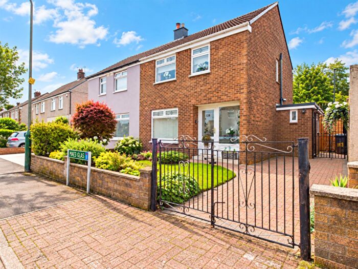 3 Bedroom Semi-Detached House For Sale In Maes Glas, Caerphilly, CF83