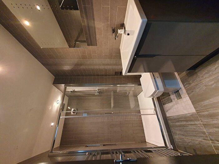 1 Bedroom Flat To Rent In , Claude Road, Cardiff, CF24