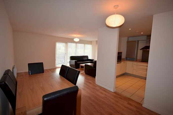 3 Bedroom Flat To Rent In Cambria House, Victoria Wharf, Cardiff, CF11