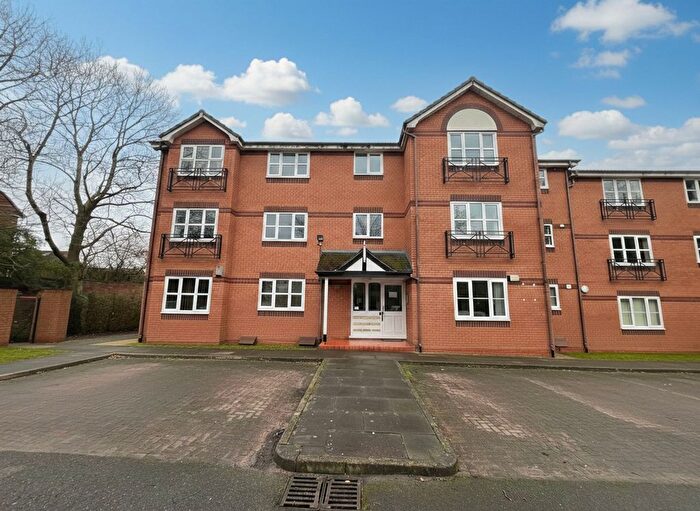 2 Bedroom Flat For Sale In Lancaster Road, Salford, M6