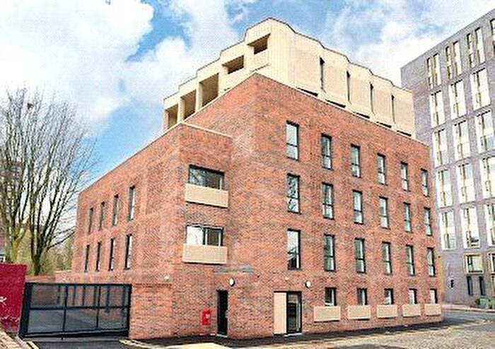 2 Bedroom Flat To Rent In Oscar House, Cleworth Street, Manchester, M15