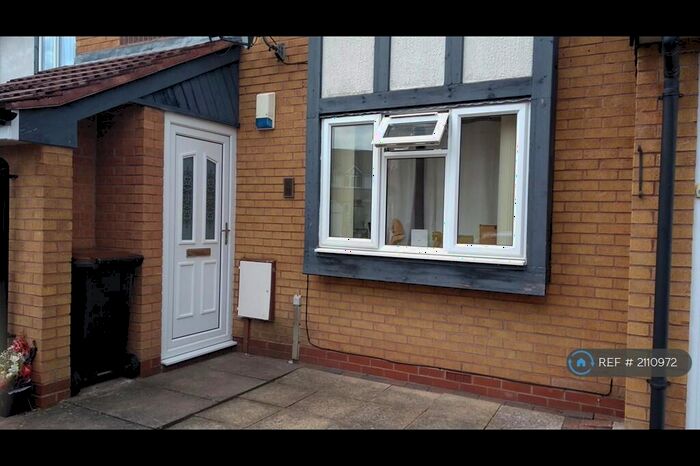 1 Bedroom Flat To Rent In Rochester Close, Nuneaton, CV11