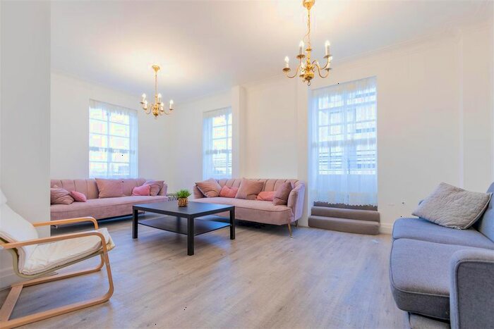 4 Bedroom Flat To Rent In Fursecroft, George Street, W1H