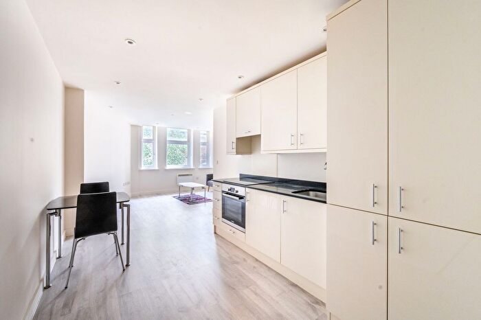 Studio To Rent In Brixton Road, Brixton, London, SW9