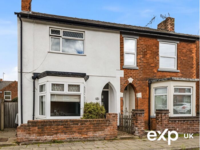 2 Bedroom Semi-Detached House For Sale In Allcroft Street, Mansfield Woodhouse, NG19