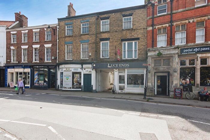 1 Bedroom Flat For Sale In High Street, Horncastle, LN9