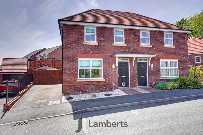 3 Bedroom Semi-Detached House For Sale In Whetstone Street, Wirehill, Redditch, B98