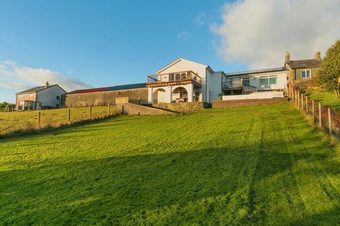 4 Bedroom Bungalow For Sale In Trawsfynydd, Blaenau Ffestiniog, Gwynedd, LL41
