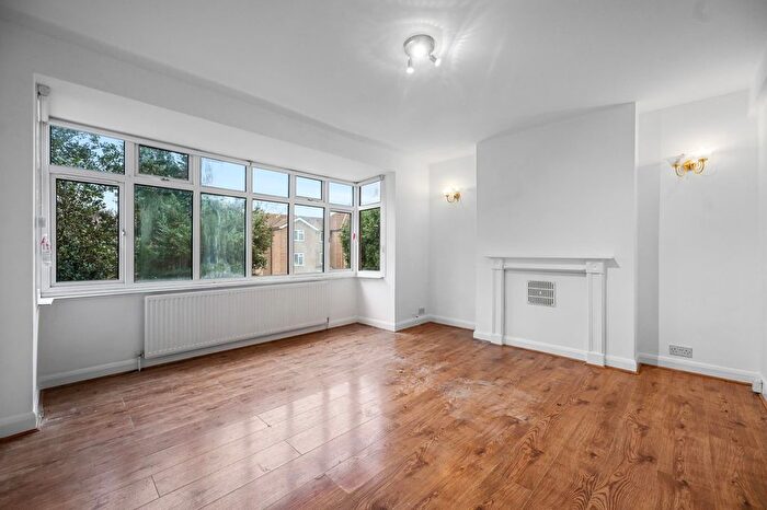 2 Bedroom Flat To Rent In St Peters Road, Croydon, CR0