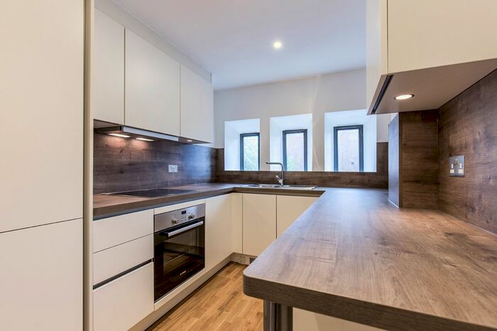 1 Bedroom Flat To Rent In Grove Road, London, N11