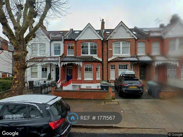 2 Bedroom Flat To Rent In Park Avenue South, Crouch End, N8